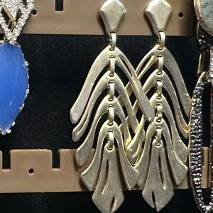 Kendra Scott gold Luca